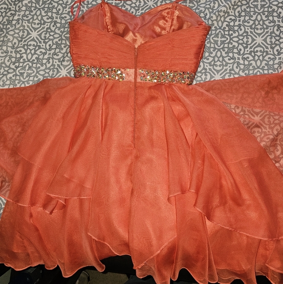 Prom dress - Picture 3 of 5